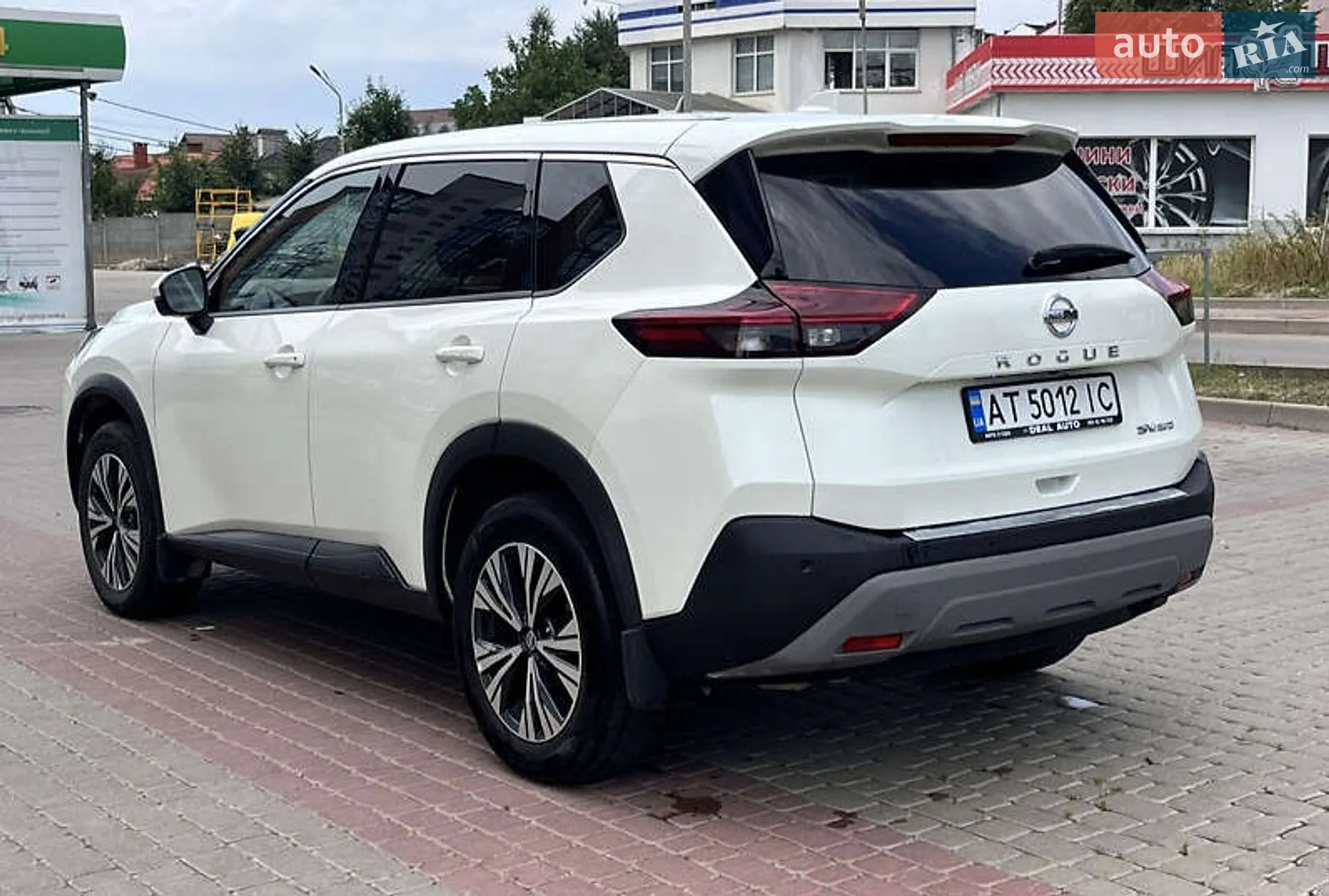 2021 Nissan Rogue - мініатюра 6