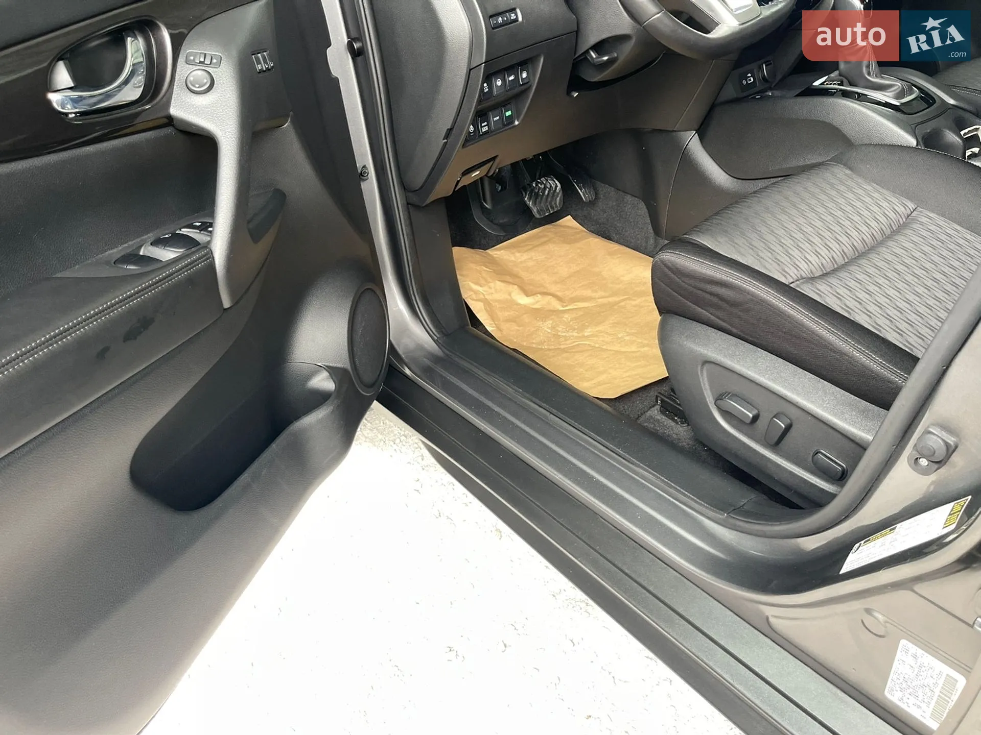 2019 Nissan Rogue - мініатюра 42