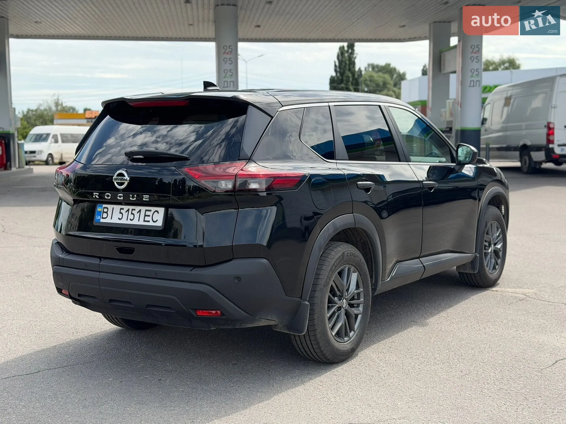 2021 Nissan Rogue - мініатюра 4
