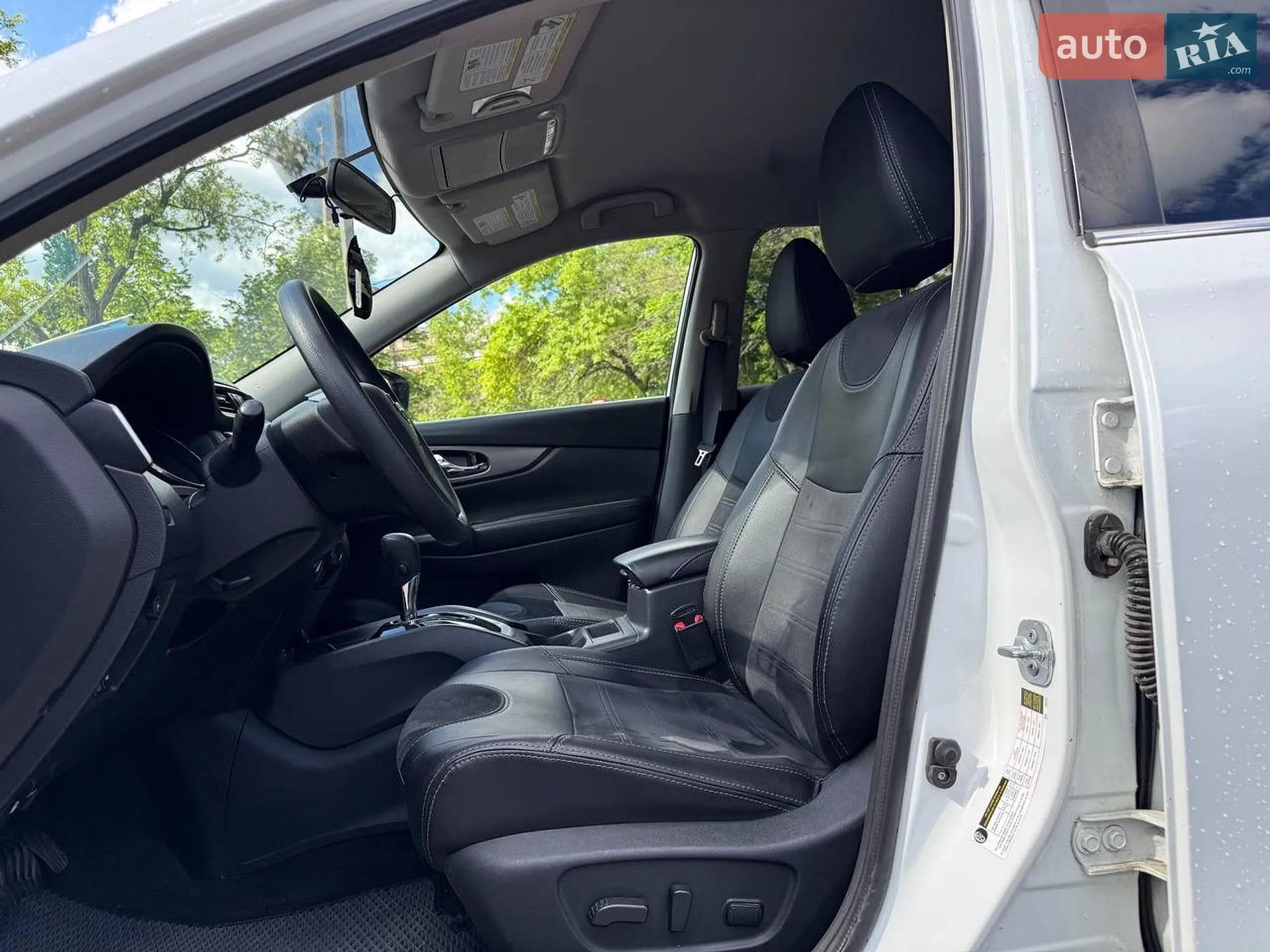 2015 Nissan Rogue - мініатюра 12