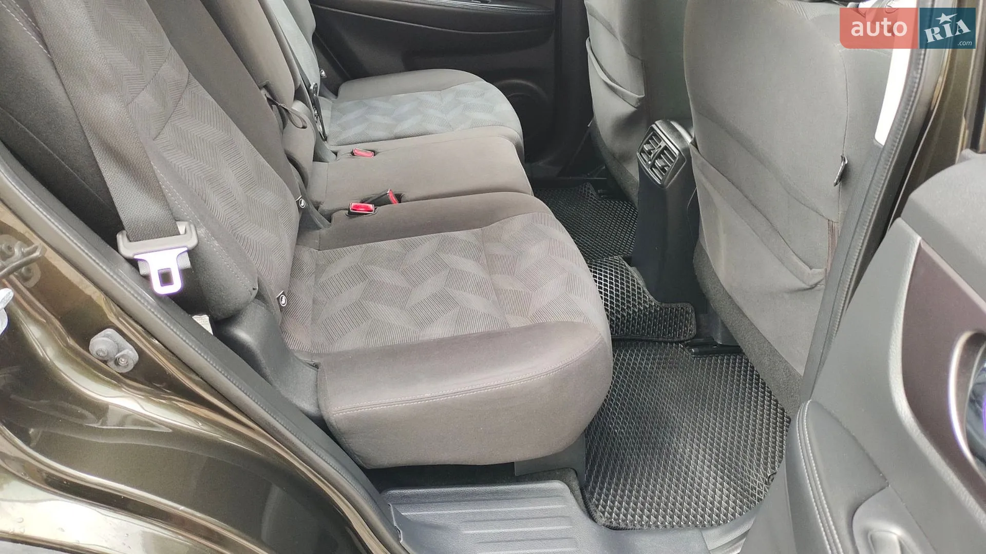 2016 Nissan Rogue - мініатюра 14