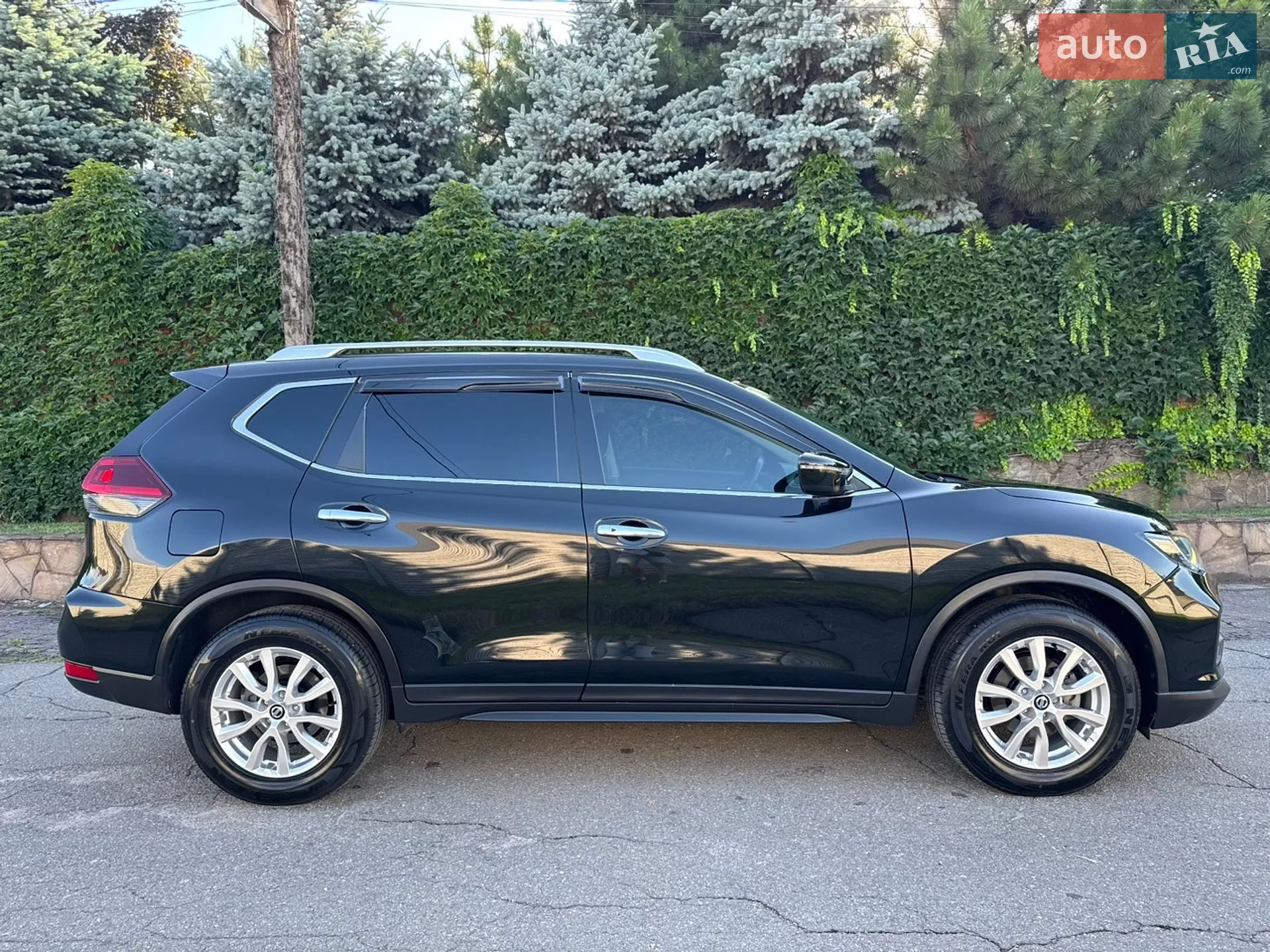 2019 Nissan Rogue - мініатюра 3
