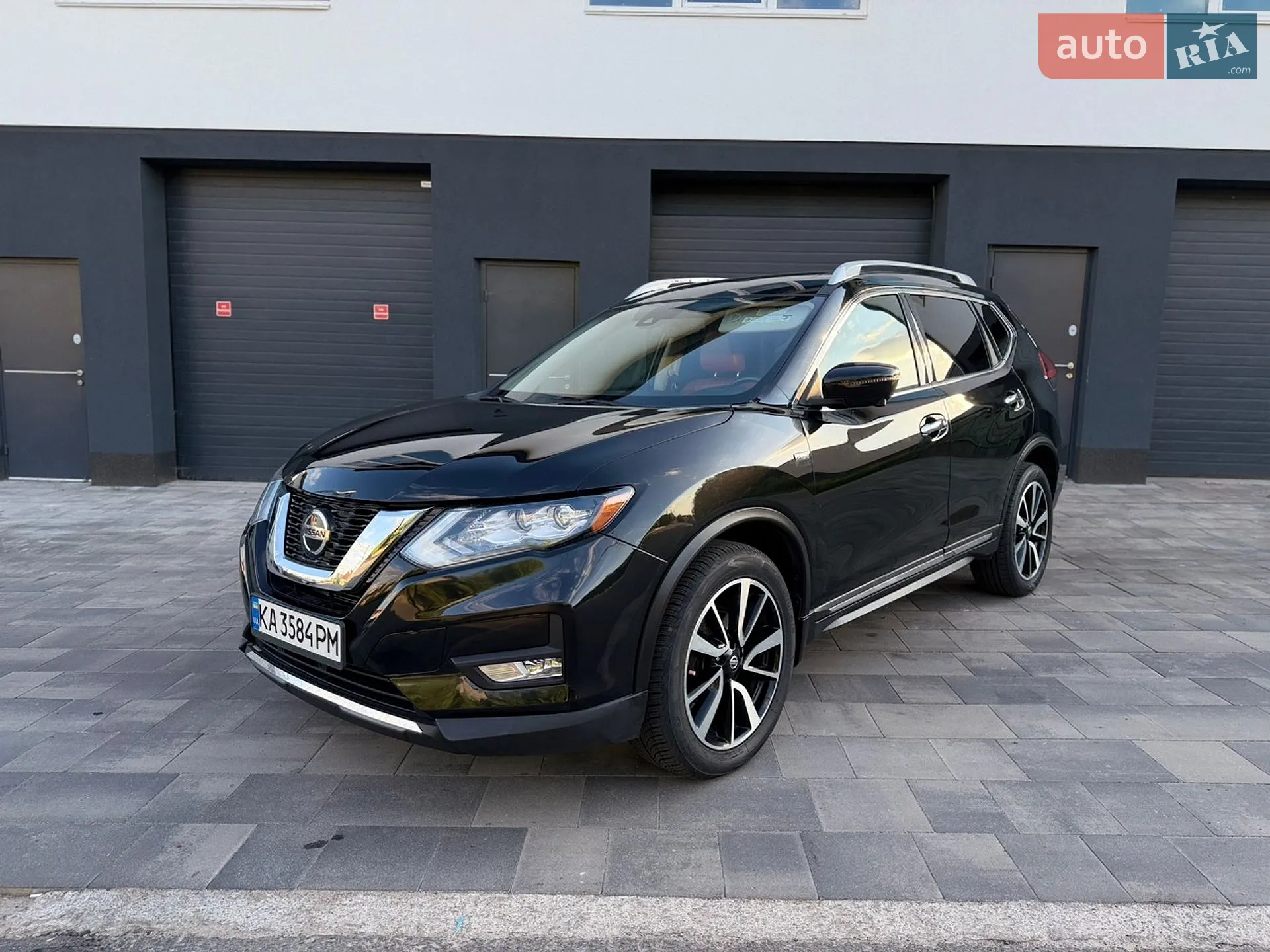 2019 Nissan Rogue - фото 1