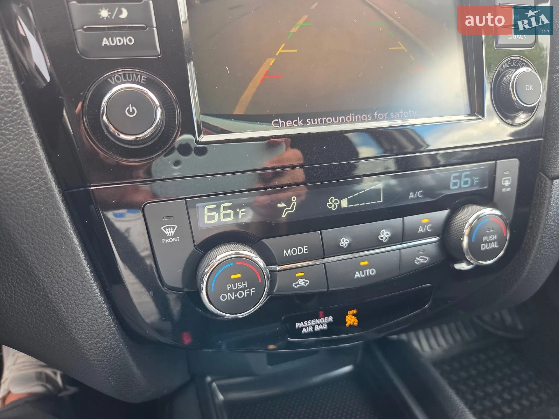 2019 Nissan Rogue - мініатюра 18