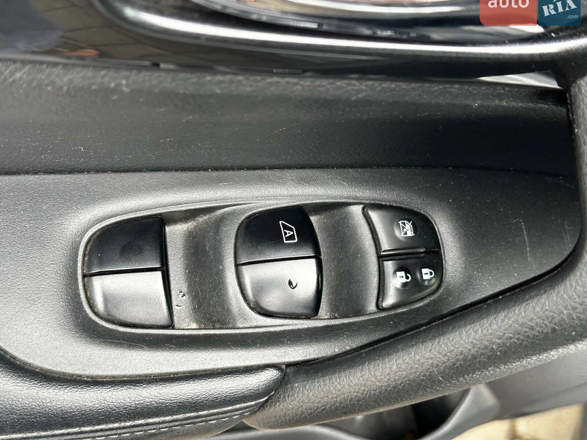 2017 Nissan Rogue - мініатюра 15