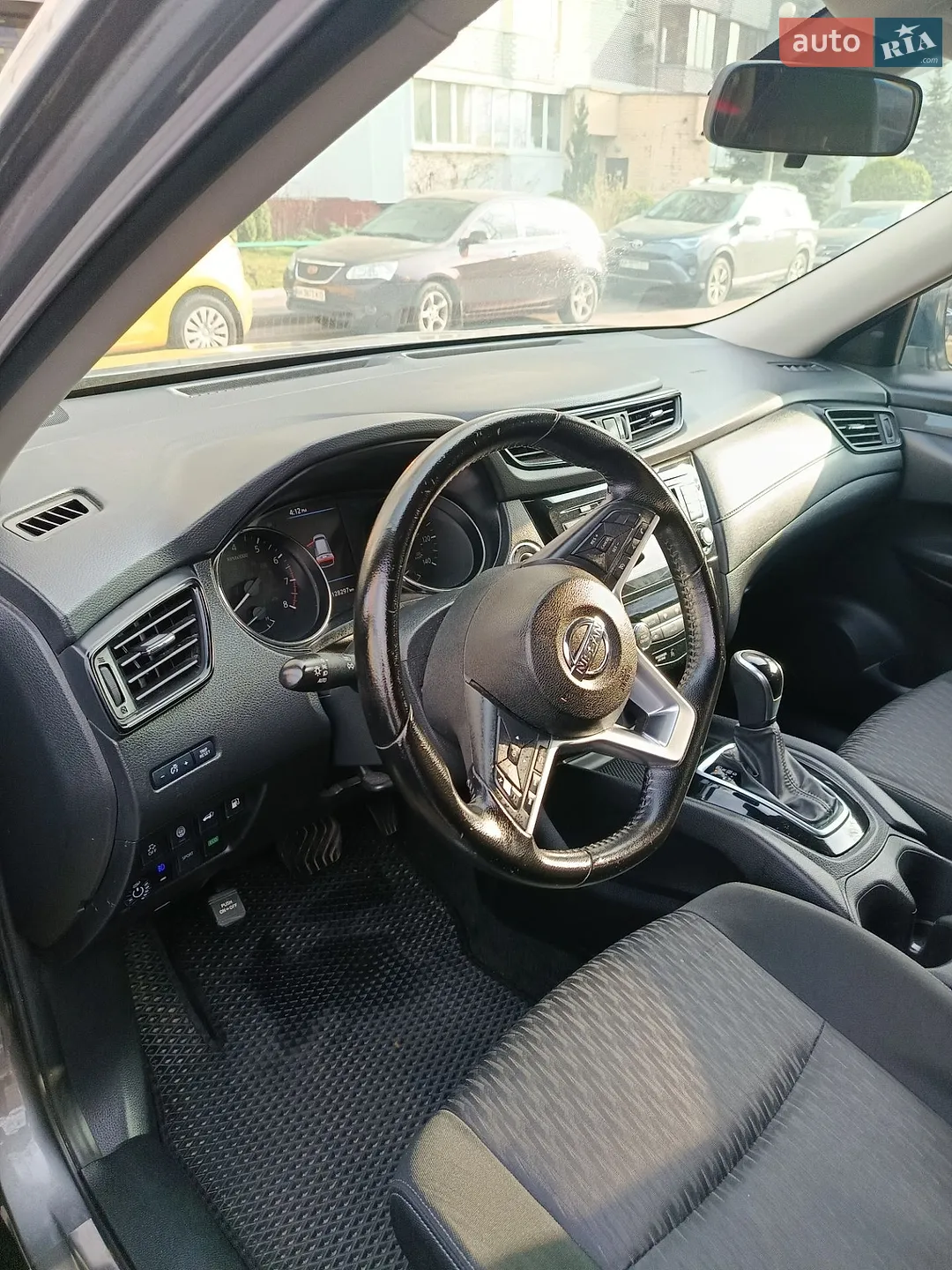 2020 Nissan Rogue - мініатюра 11
