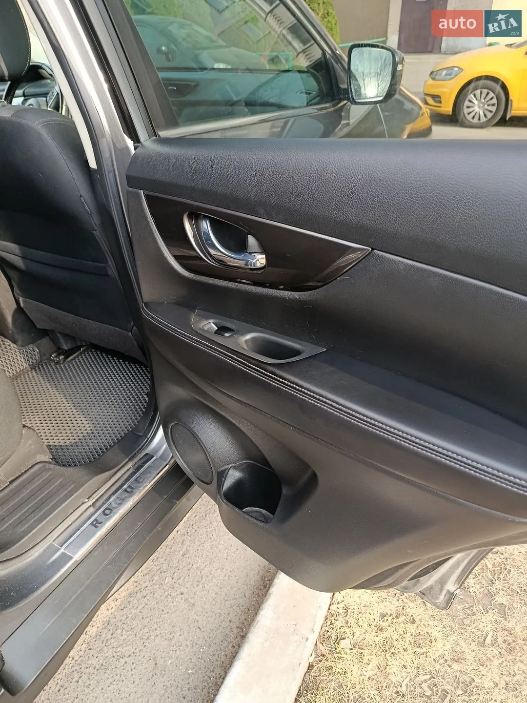 2020 Nissan Rogue - мініатюра 23