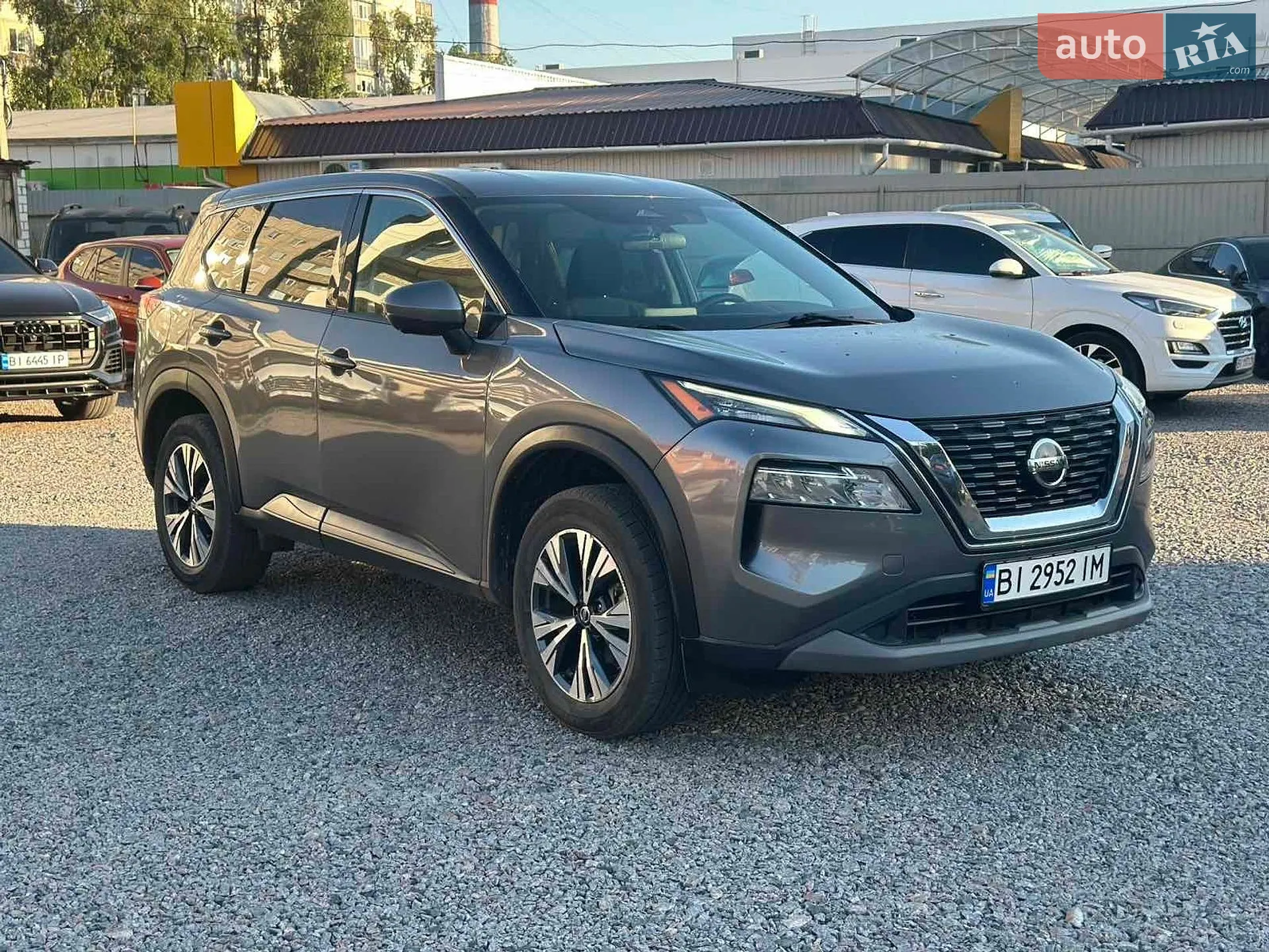 2021 Nissan Rogue - мініатюра 3