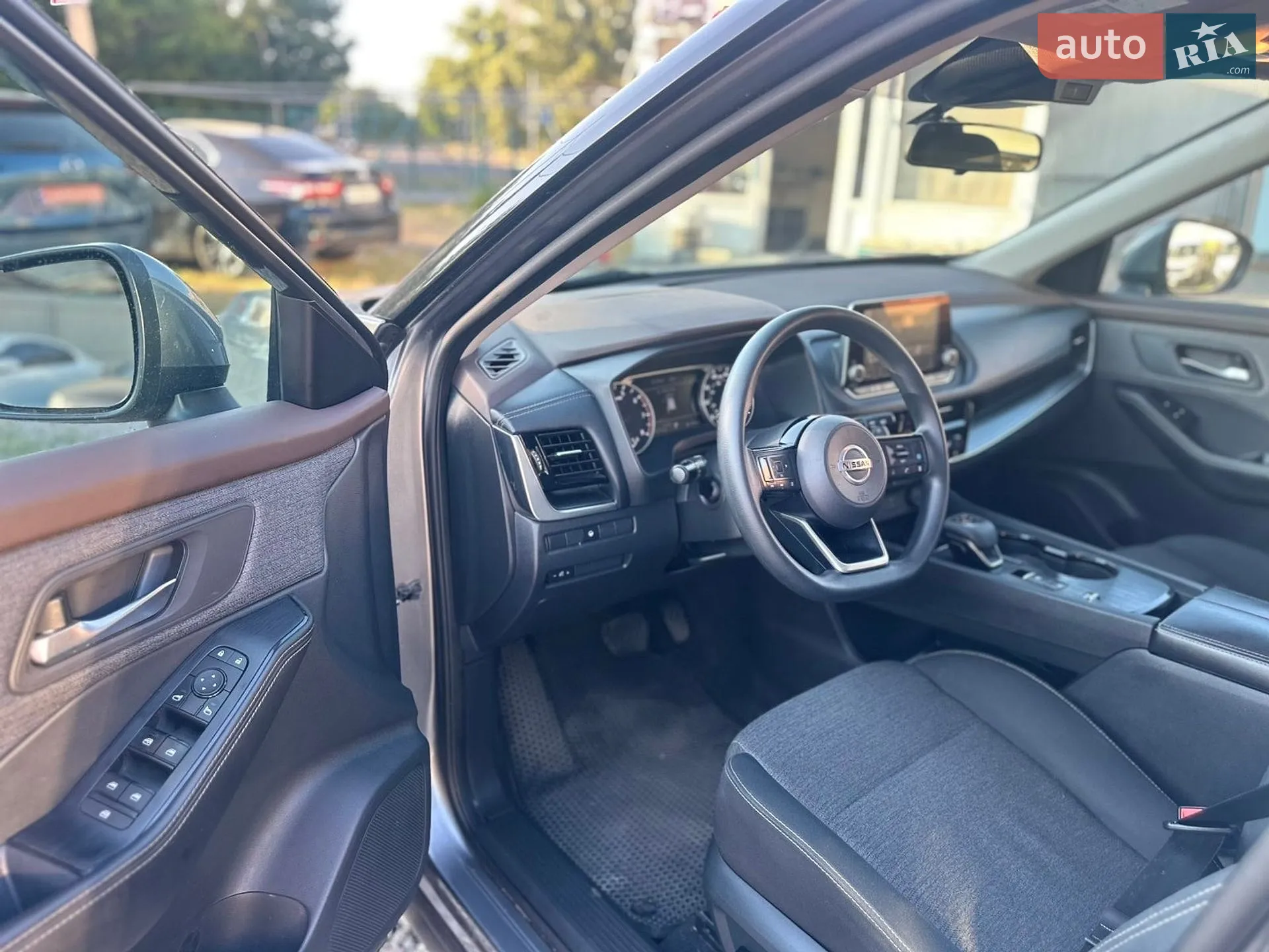 2021 Nissan Rogue - мініатюра 7