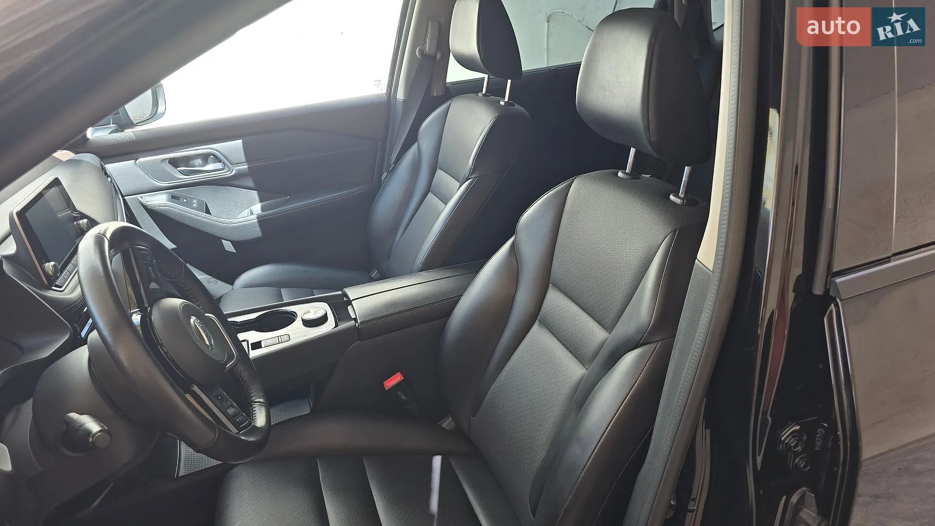 2021 Nissan Rogue - мініатюра 14