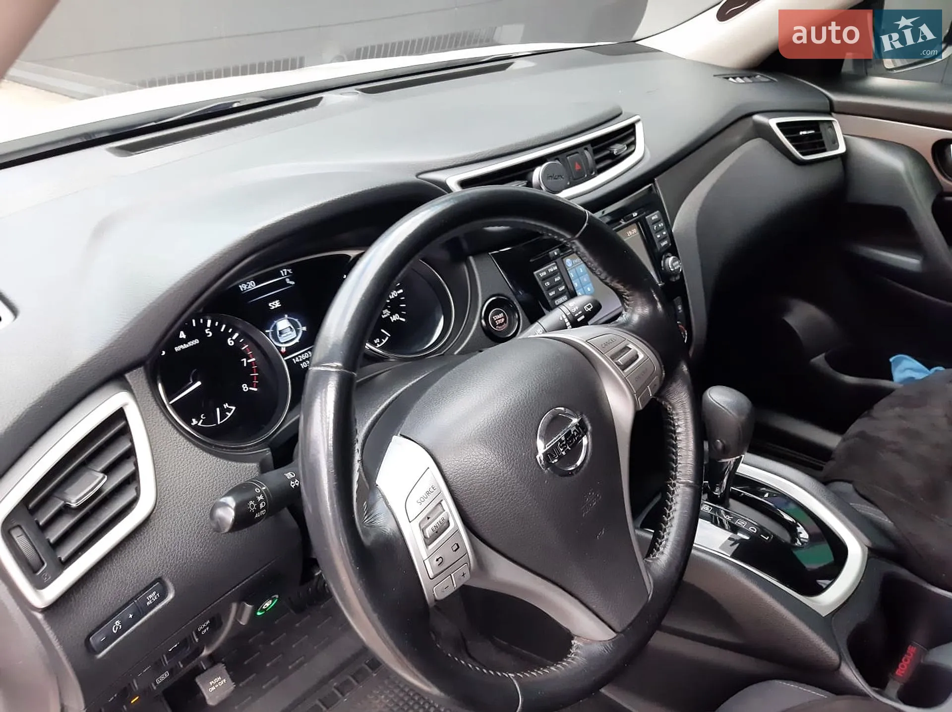 2016 Nissan Rogue - мініатюра 28