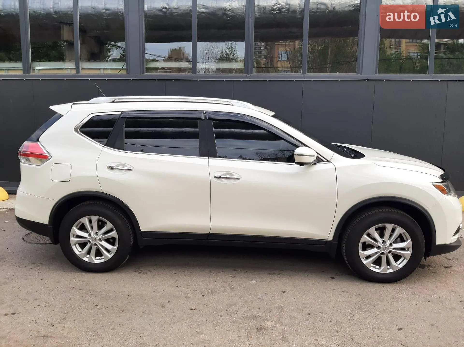 2016 Nissan Rogue - мініатюра 16