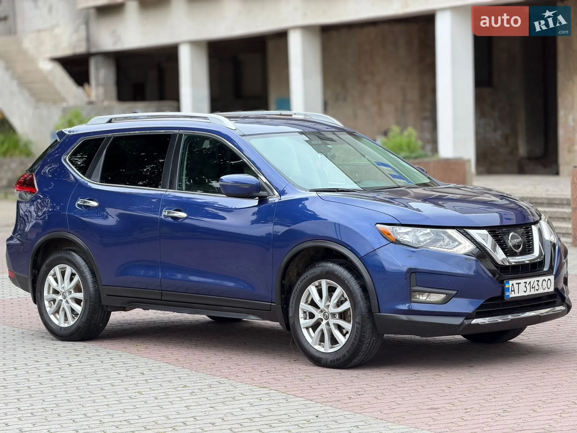 2017 Nissan Rogue - мініатюра 3
