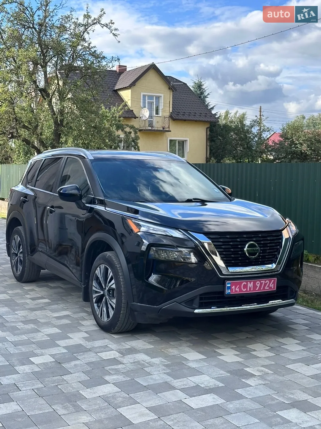2023 Nissan Rogue - фото 1