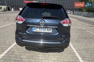 Внедорожник / Кроссовер Nissan Rogue 2015 в Луцке