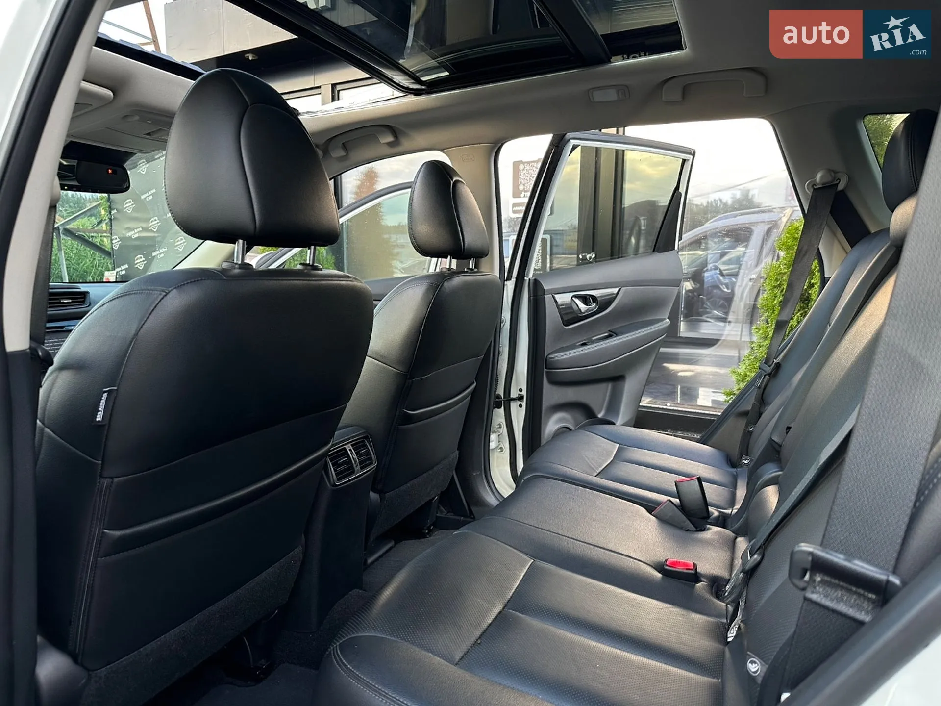2016 Nissan Rogue - мініатюра 16