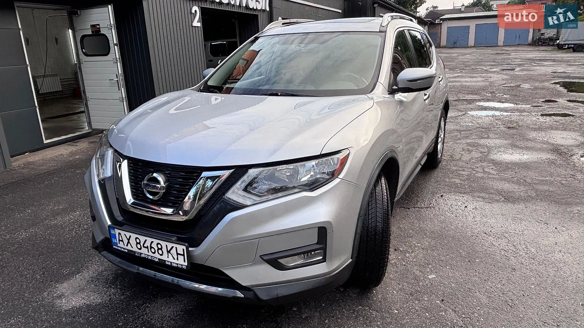 2017 Nissan Rogue - мініатюра 2