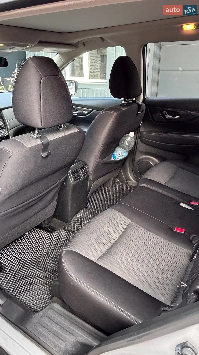 2017 Nissan Rogue - мініатюра 6