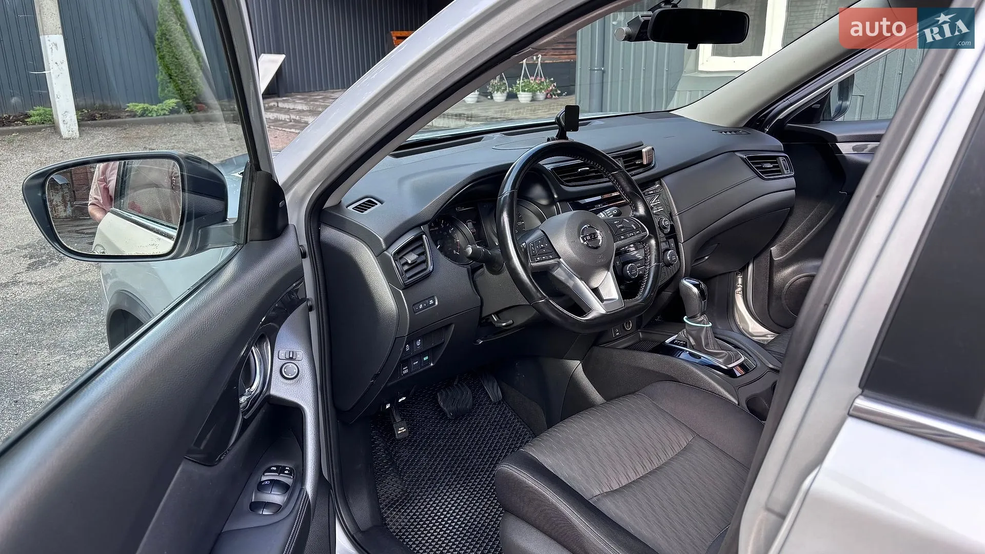 2017 Nissan Rogue - мініатюра 9