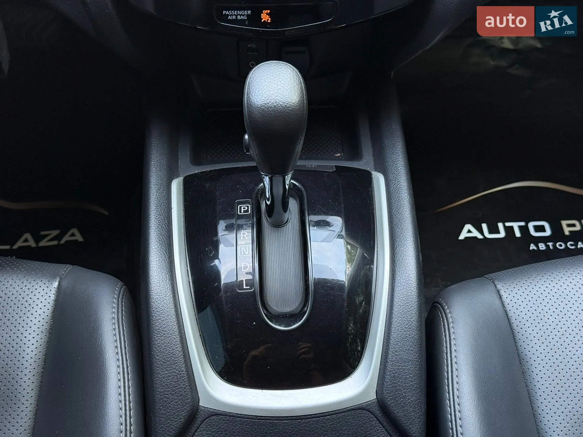 2016 Nissan Rogue - мініатюра 31