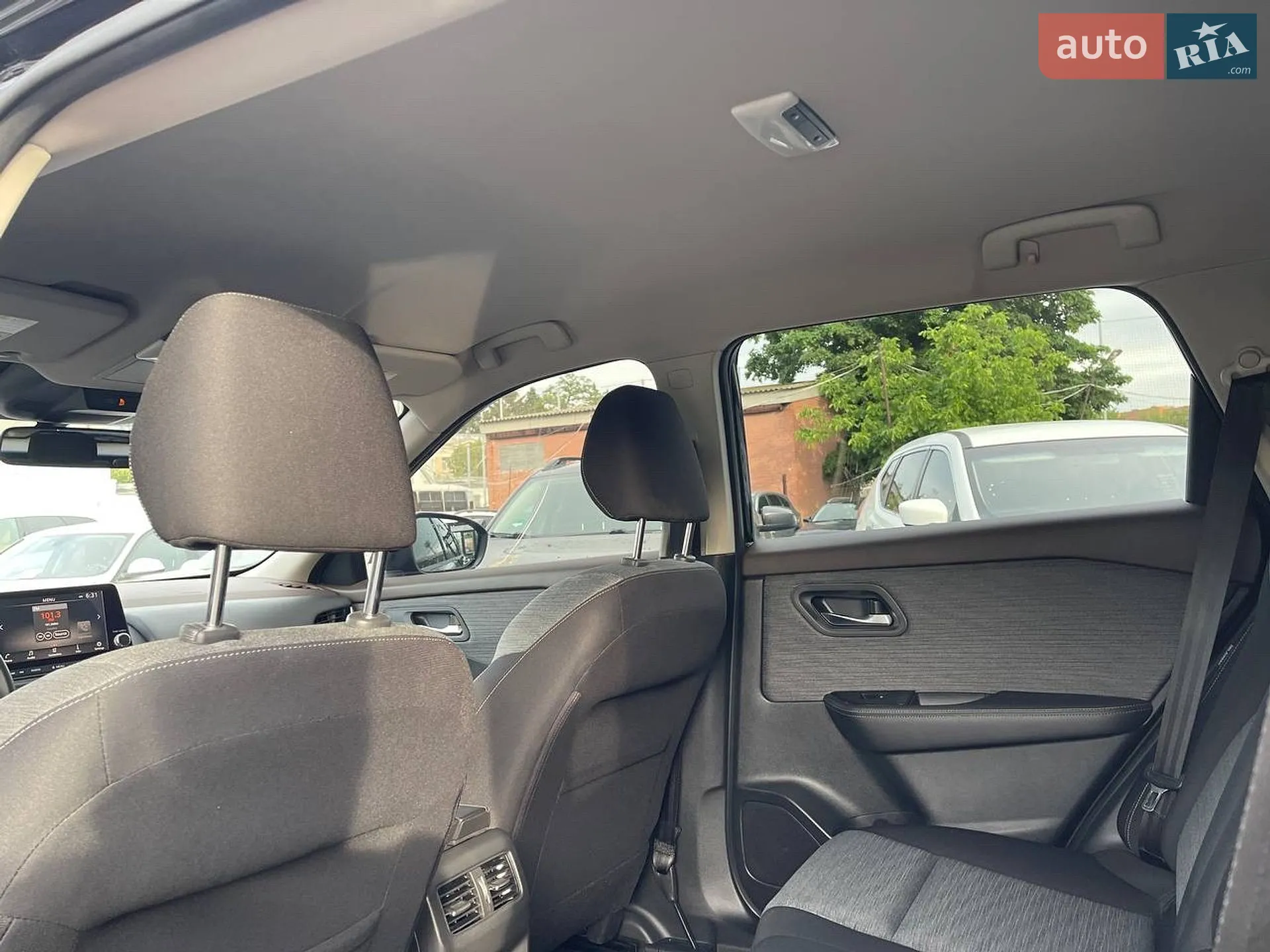 2021 Nissan Rogue - мініатюра 13