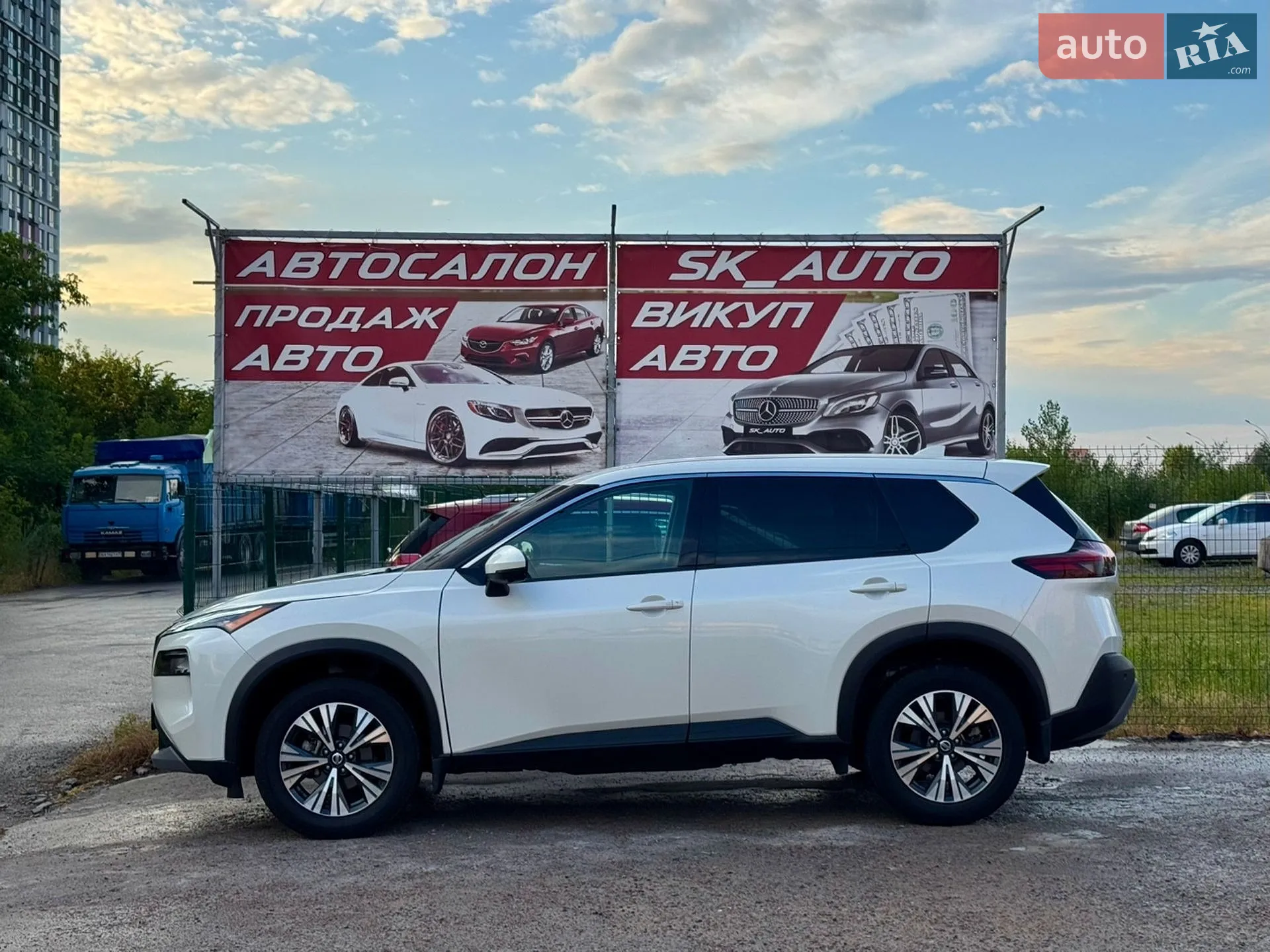2021 Nissan Rogue - мініатюра 4