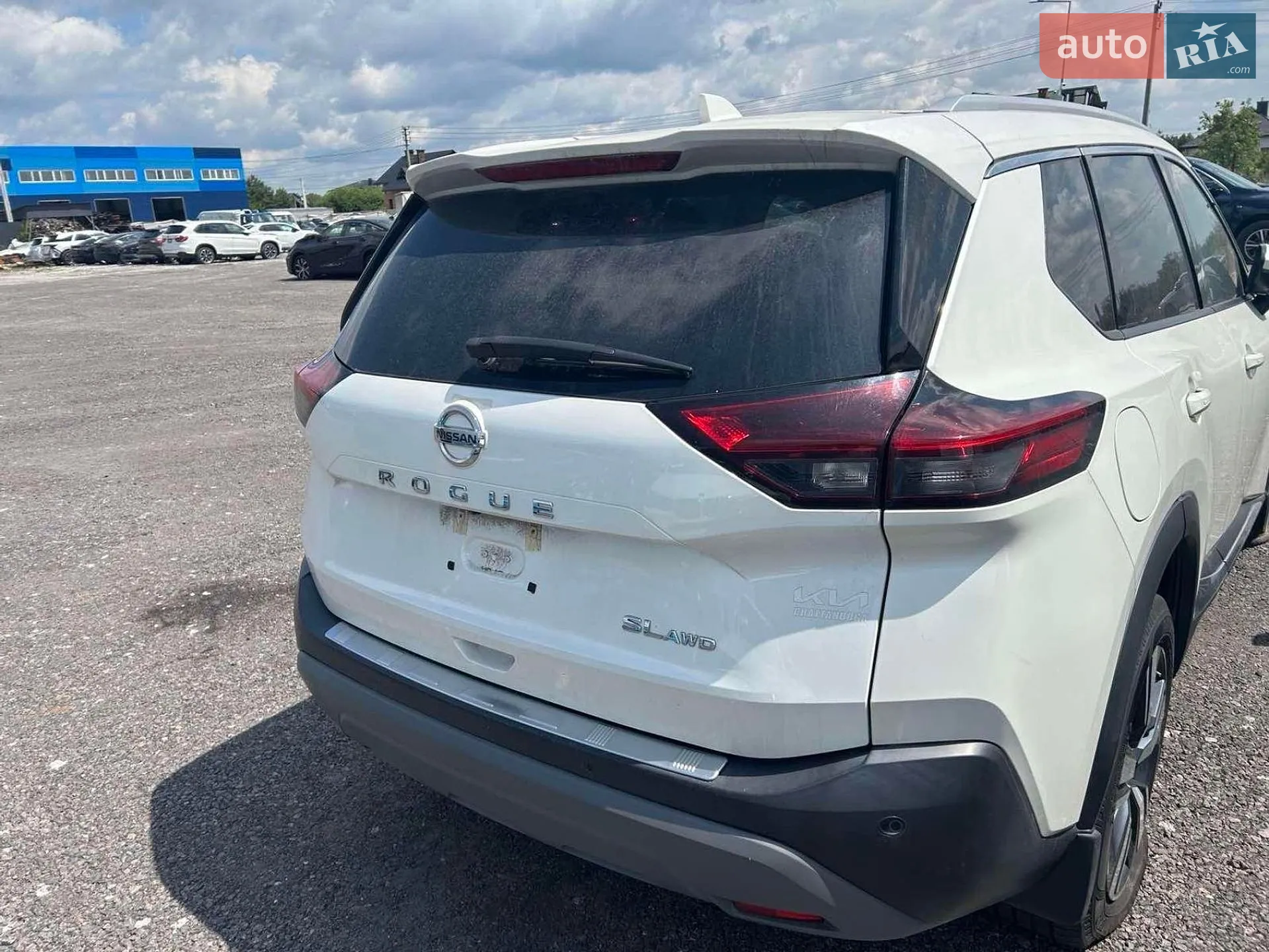 2021 Nissan Rogue - мініатюра 3