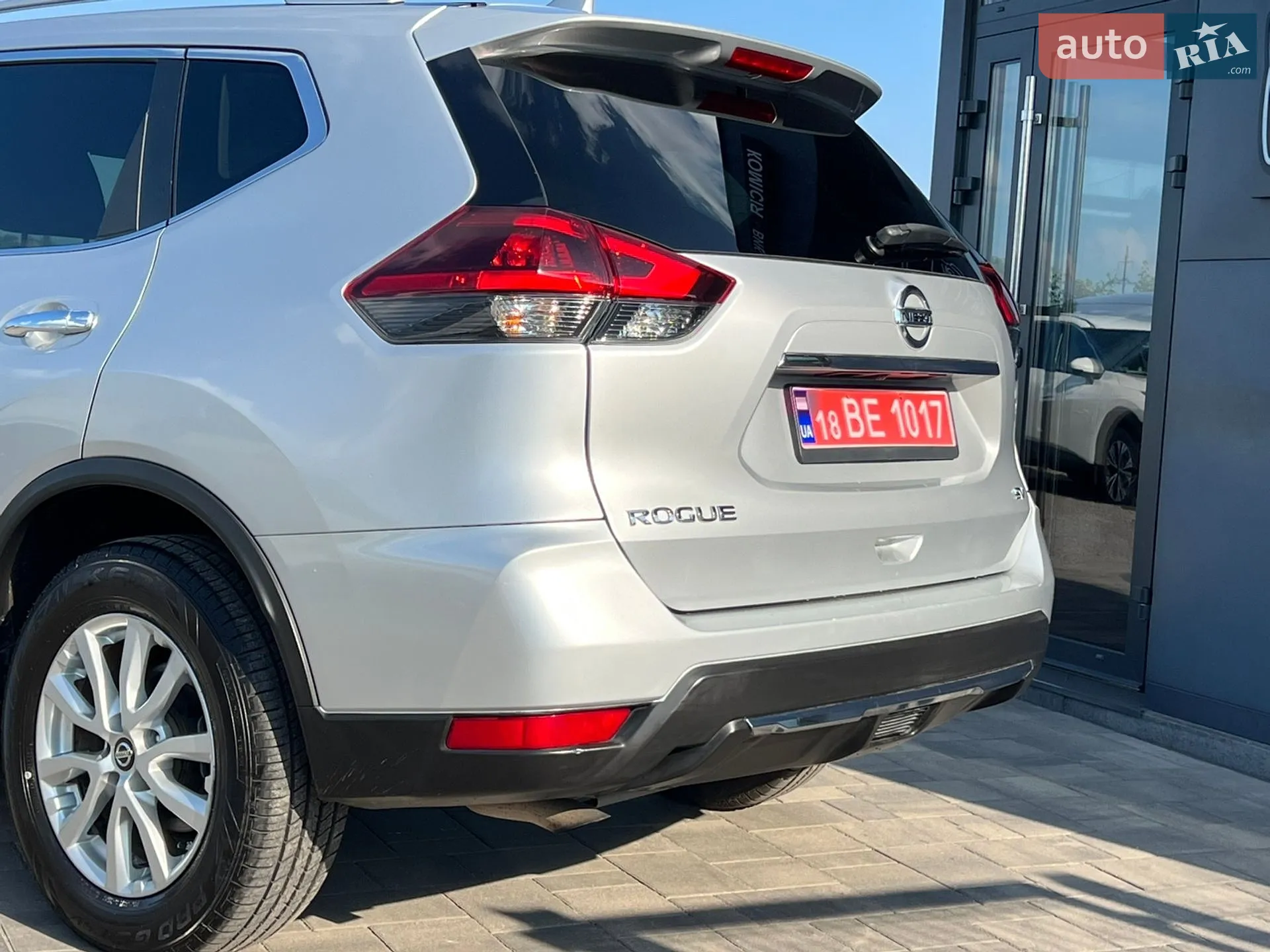 2018 Nissan Rogue - мініатюра 12