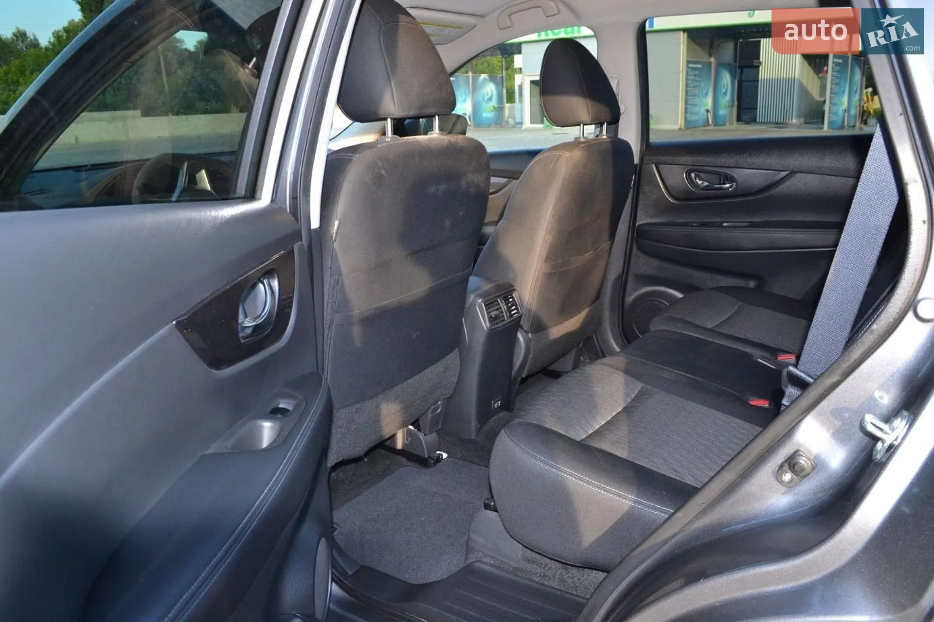 2019 Nissan Rogue - мініатюра 21