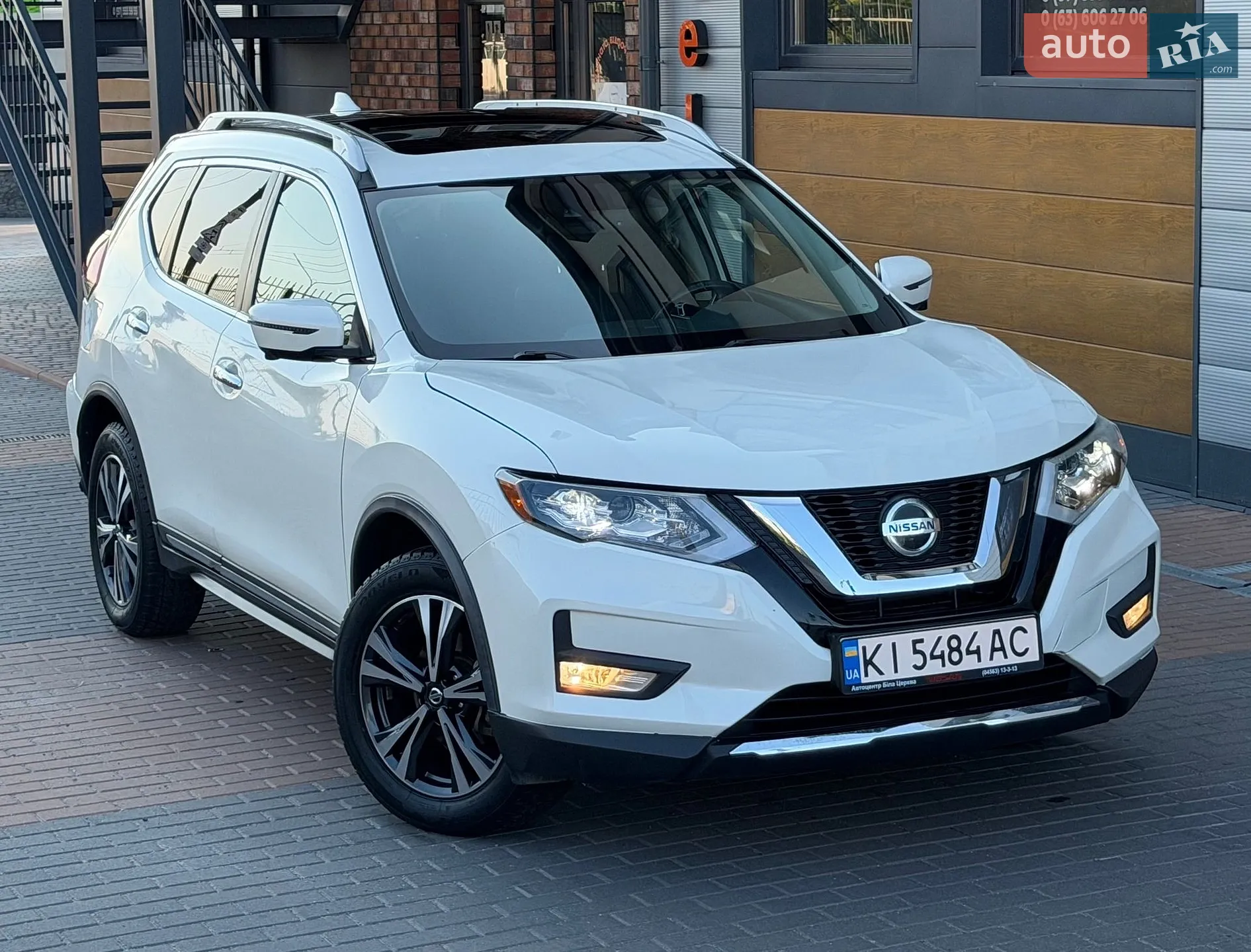 2017 Nissan Rogue - мініатюра 14
