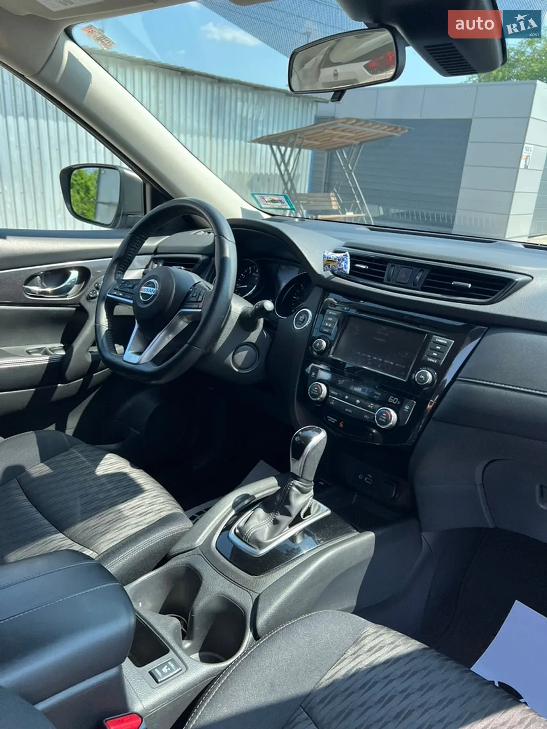 2019 Nissan Rogue - мініатюра 25