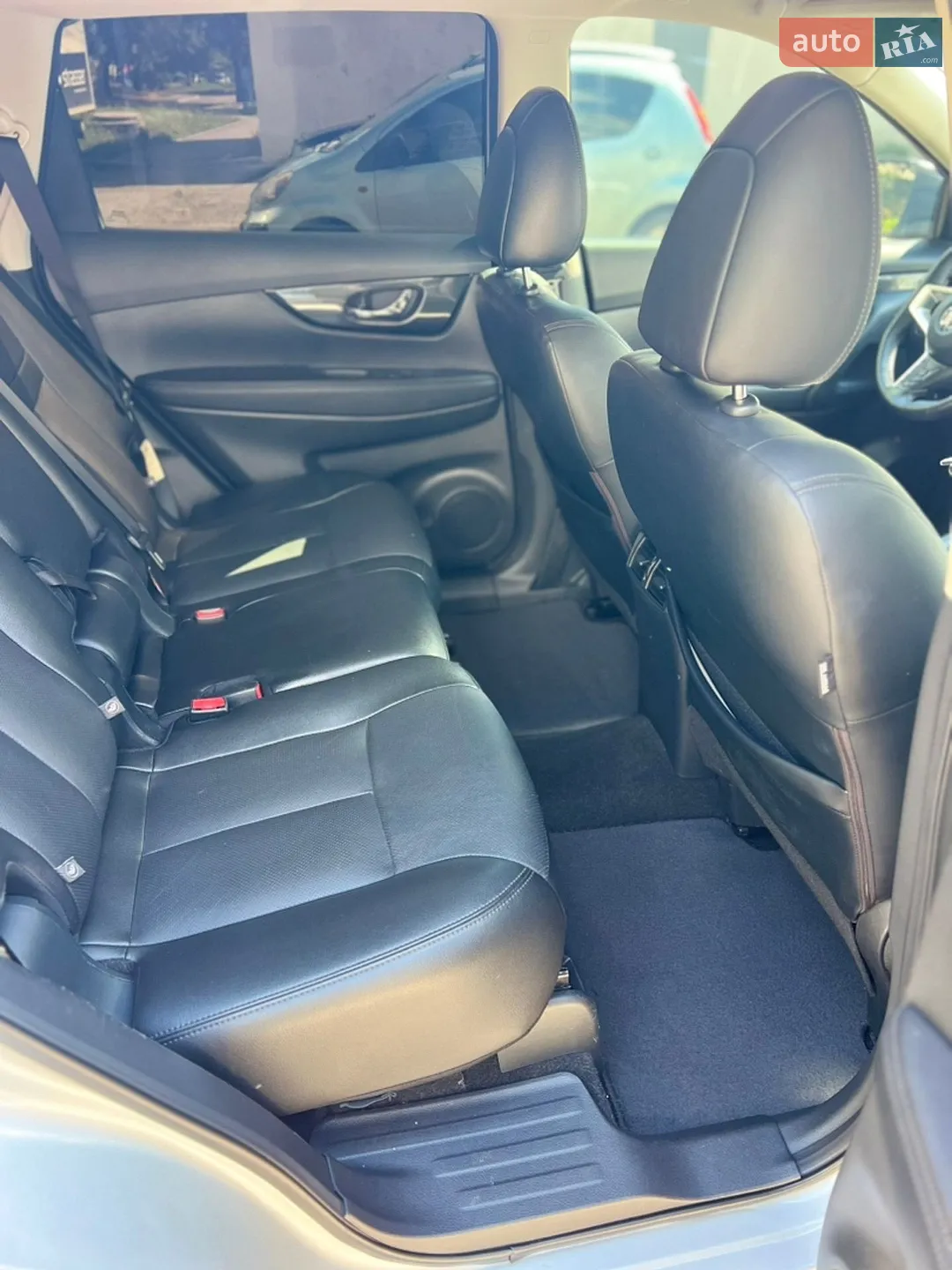 2017 Nissan Rogue - мініатюра 19