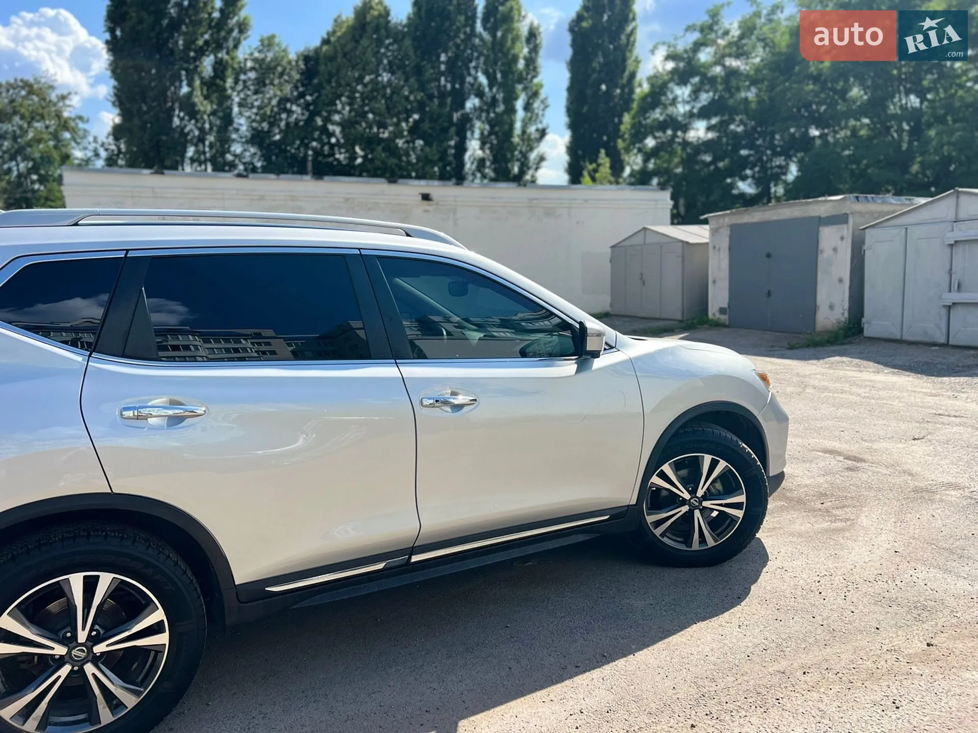 2017 Nissan Rogue - мініатюра 4