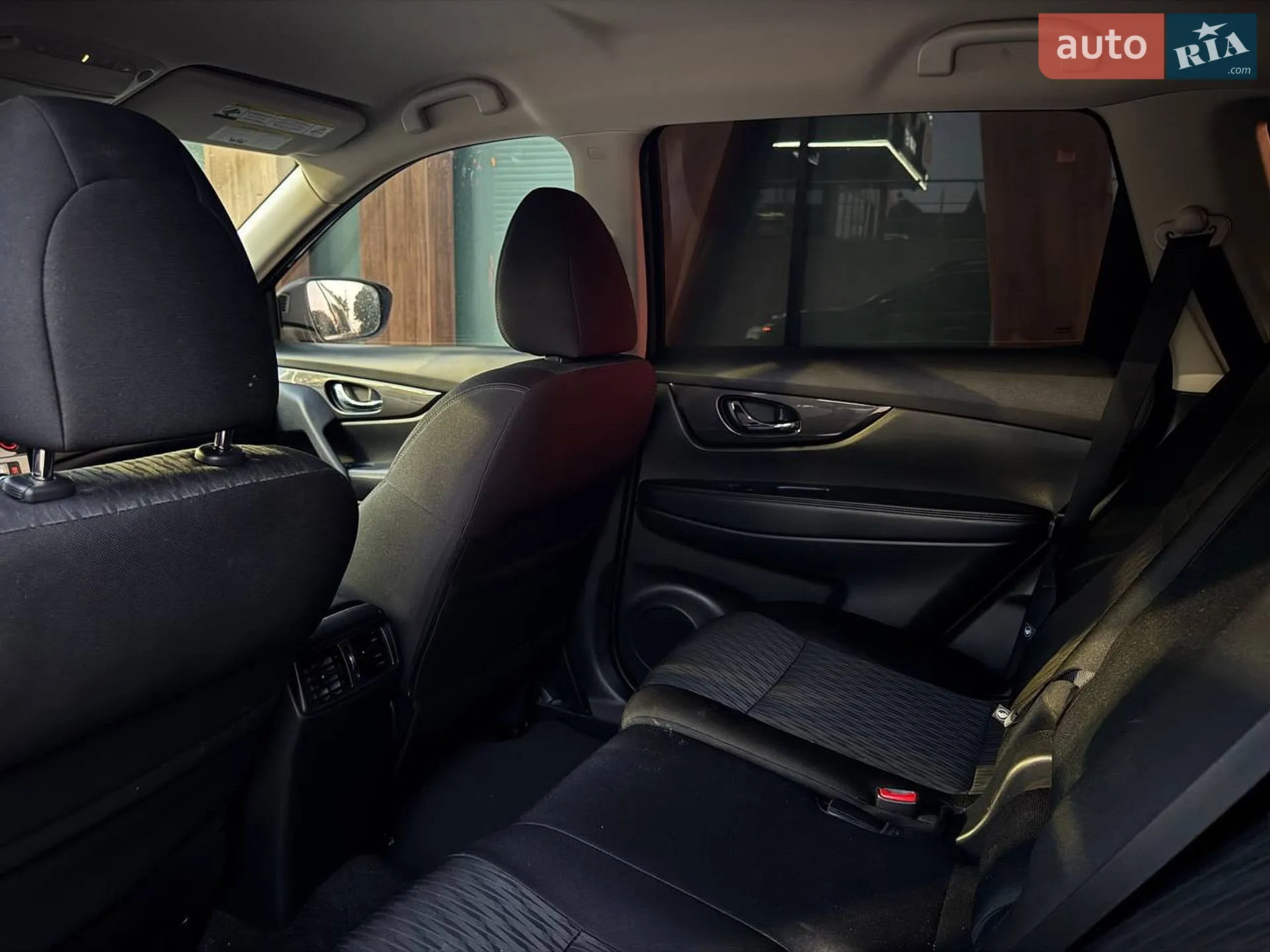 2018 Nissan Rogue - мініатюра 75