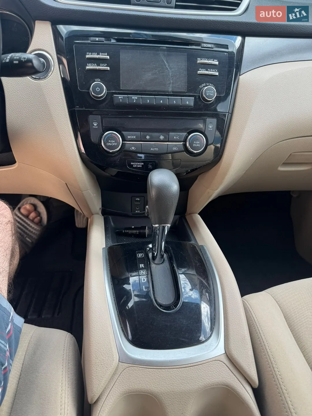 2015 Nissan Rogue - мініатюра 11