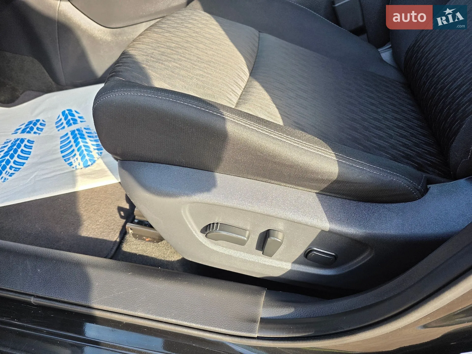 2018 Nissan Rogue - мініатюра 36