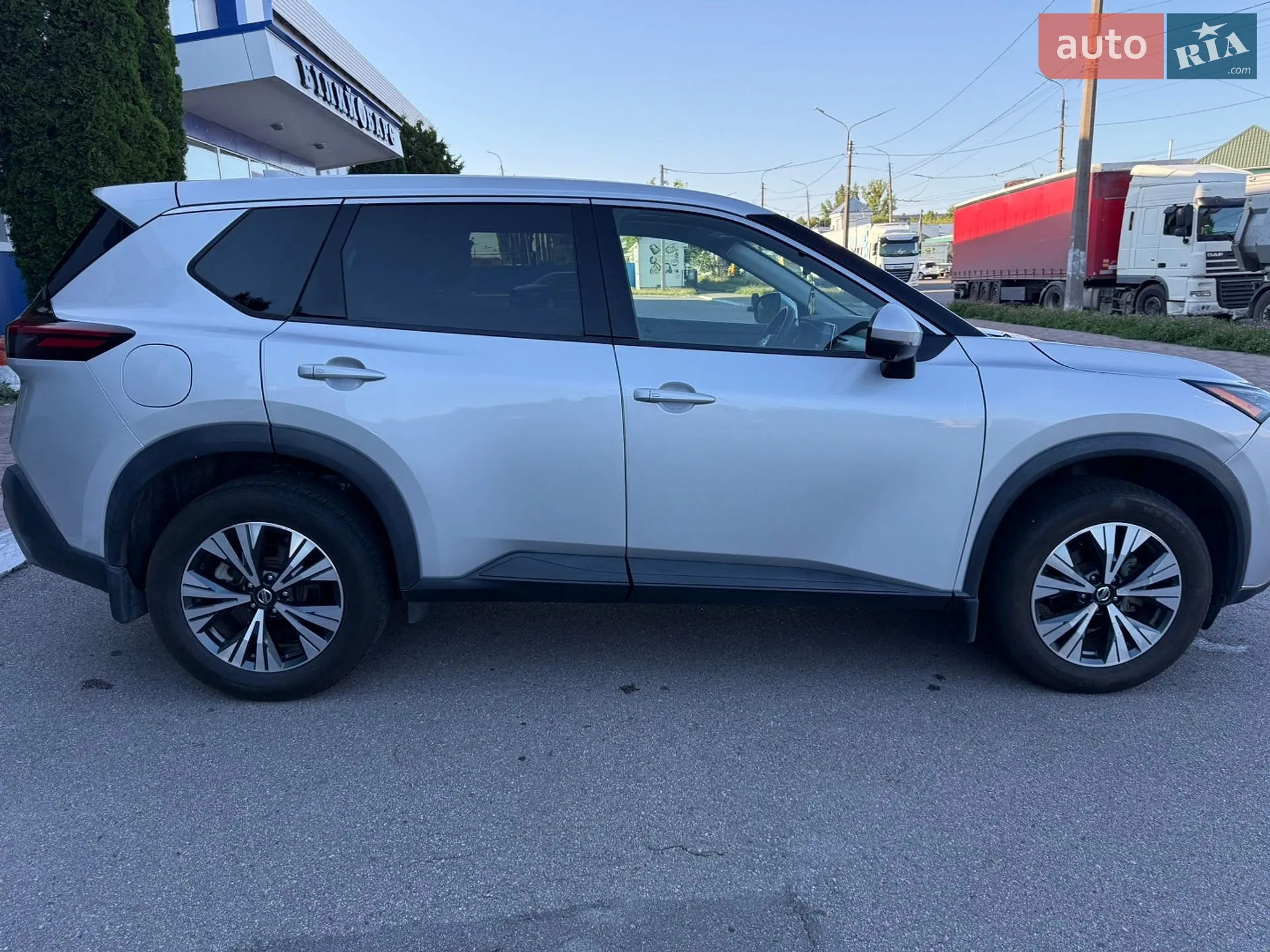 2021 Nissan Rogue - мініатюра 5