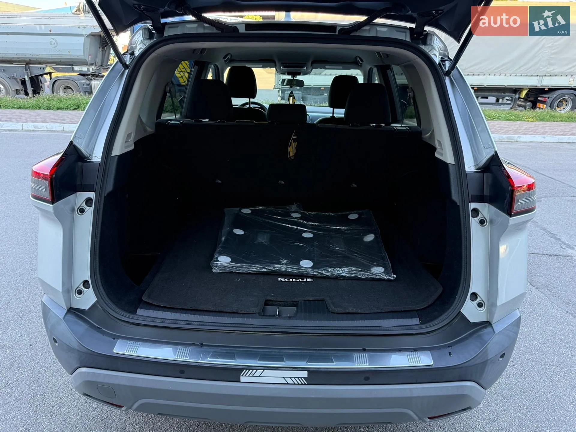 2021 Nissan Rogue - мініатюра 21