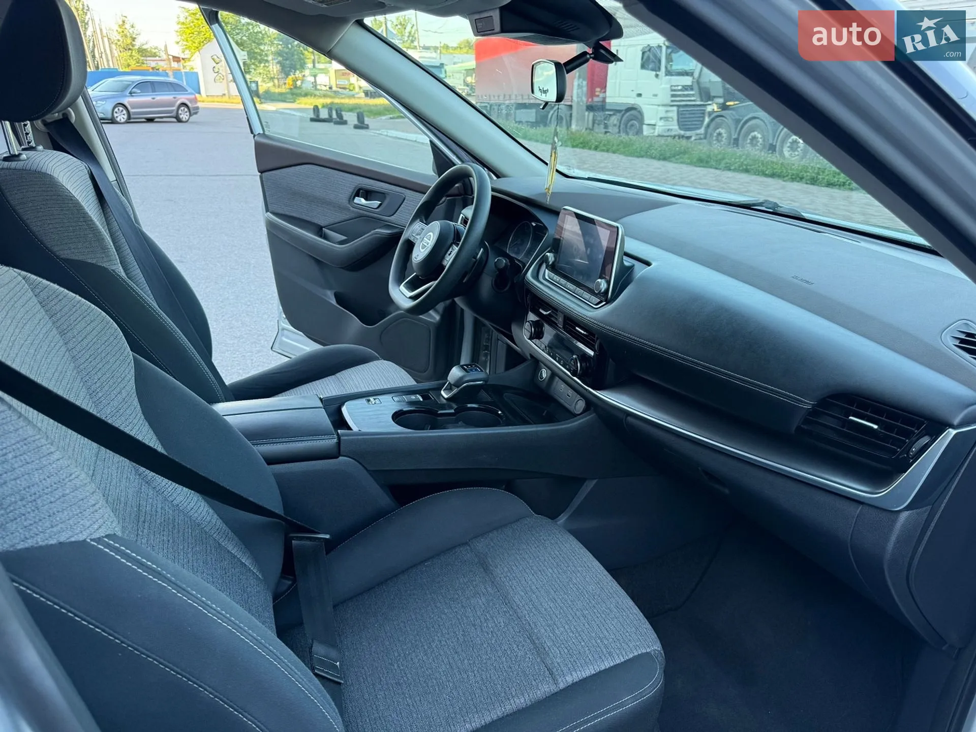 2021 Nissan Rogue - мініатюра 26