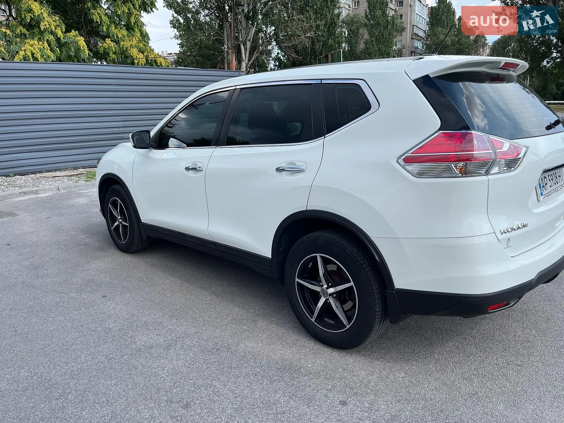 2015 Nissan Rogue - мініатюра 3