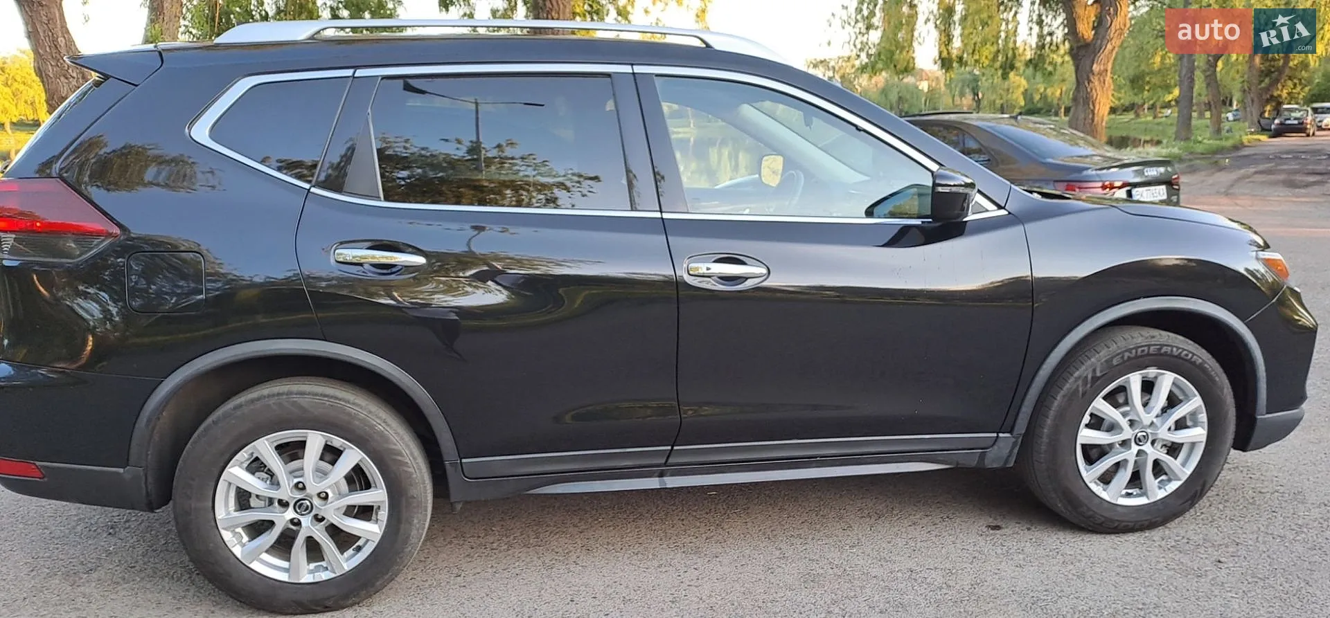 2019 Nissan Rogue - мініатюра 4