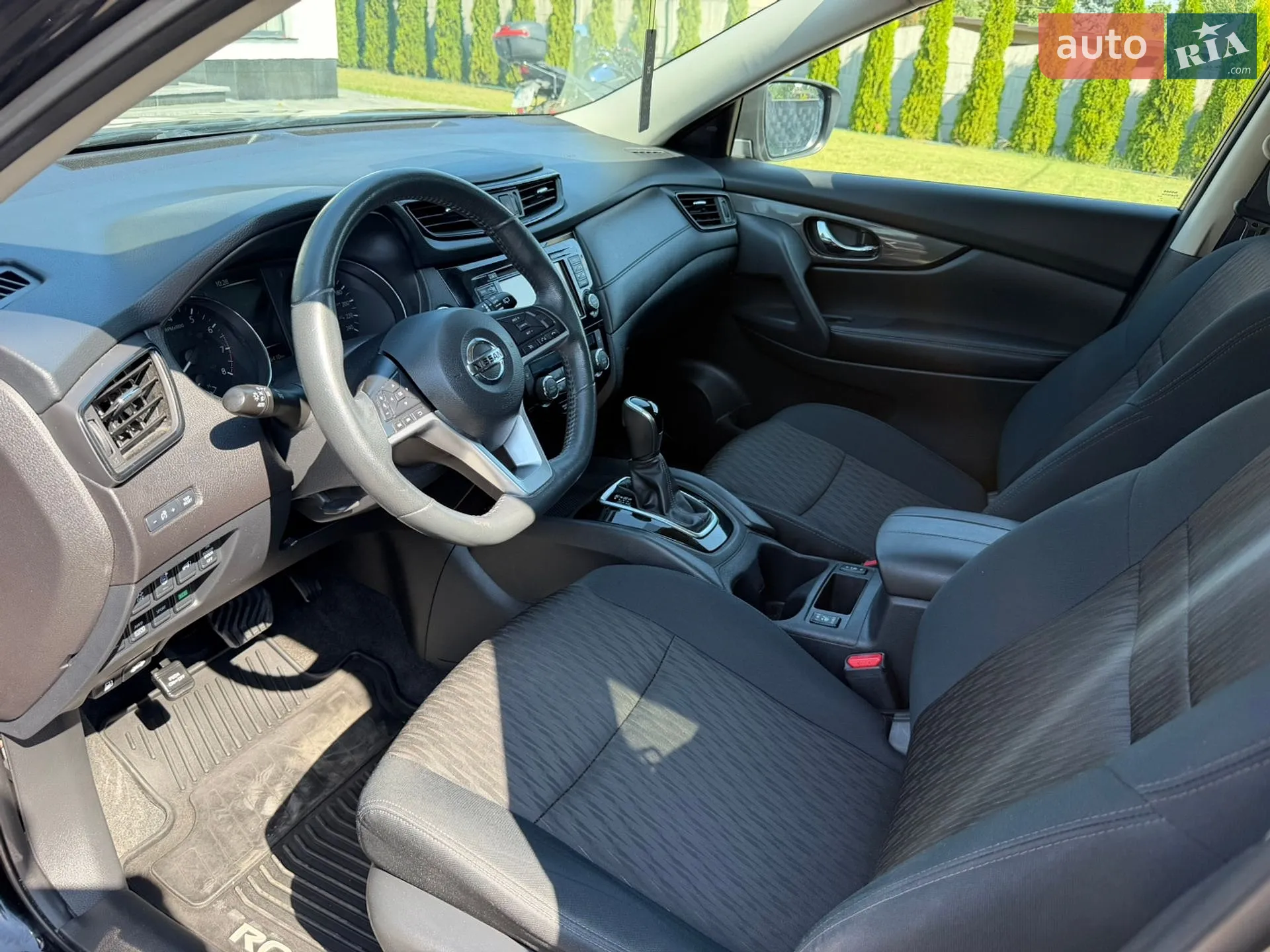 2017 Nissan Rogue - мініатюра 17