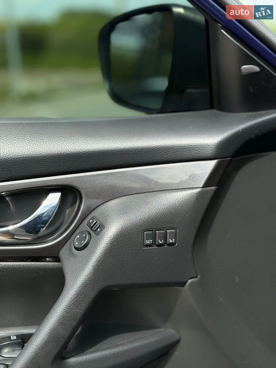 2018 Nissan Rogue - мініатюра 13