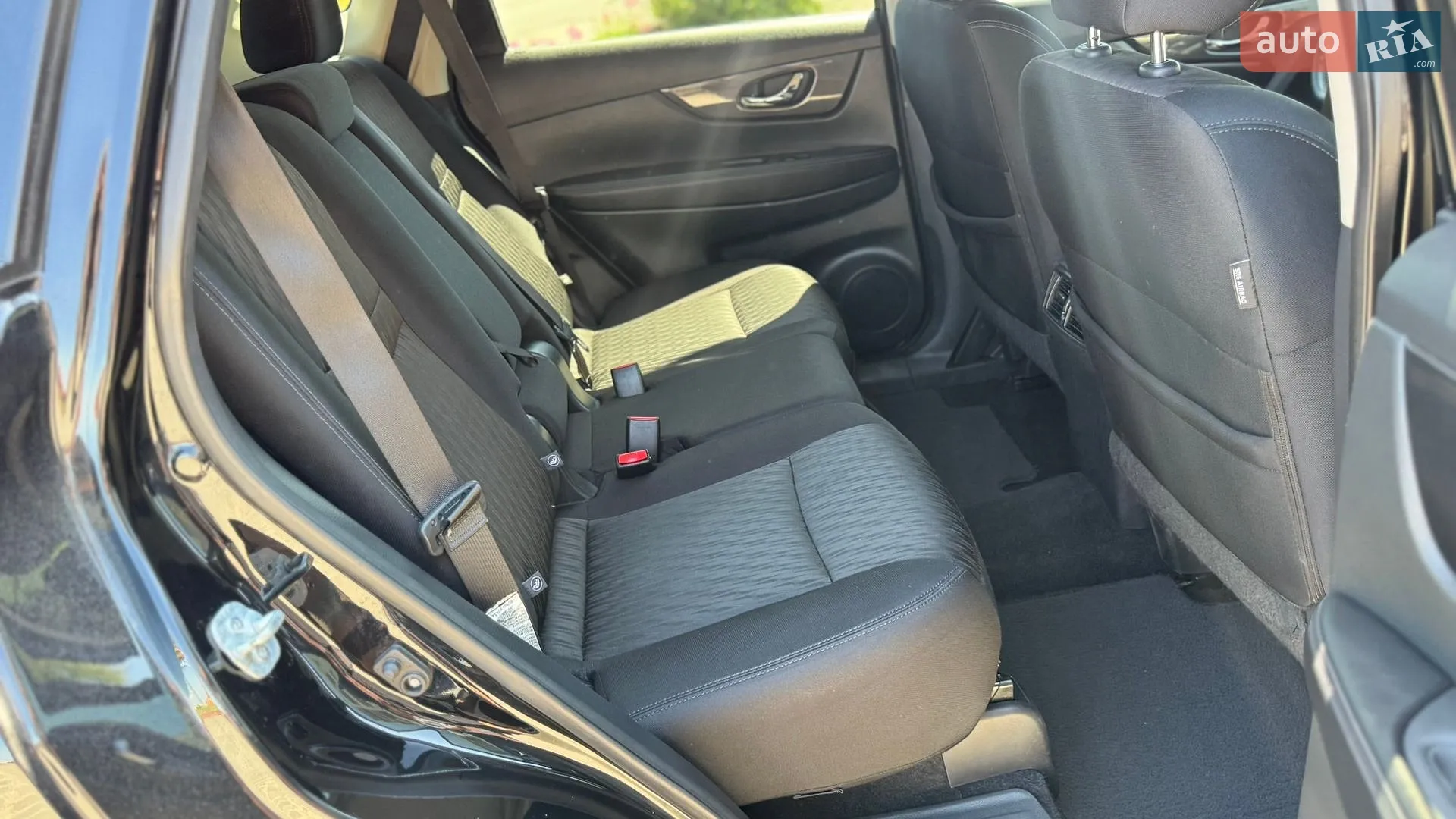 2017 Nissan Rogue - мініатюра 18