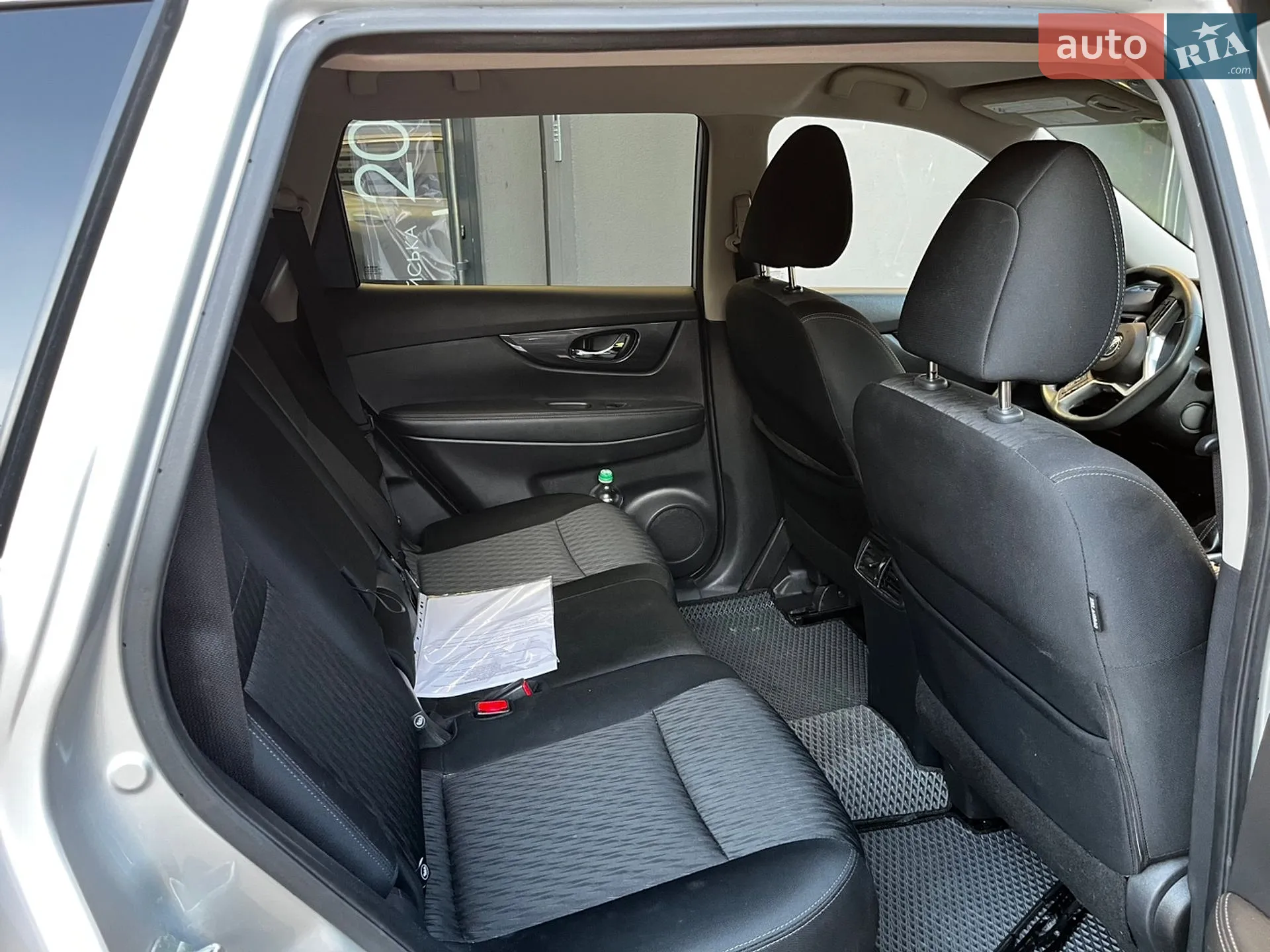 2017 Nissan Rogue - мініатюра 7