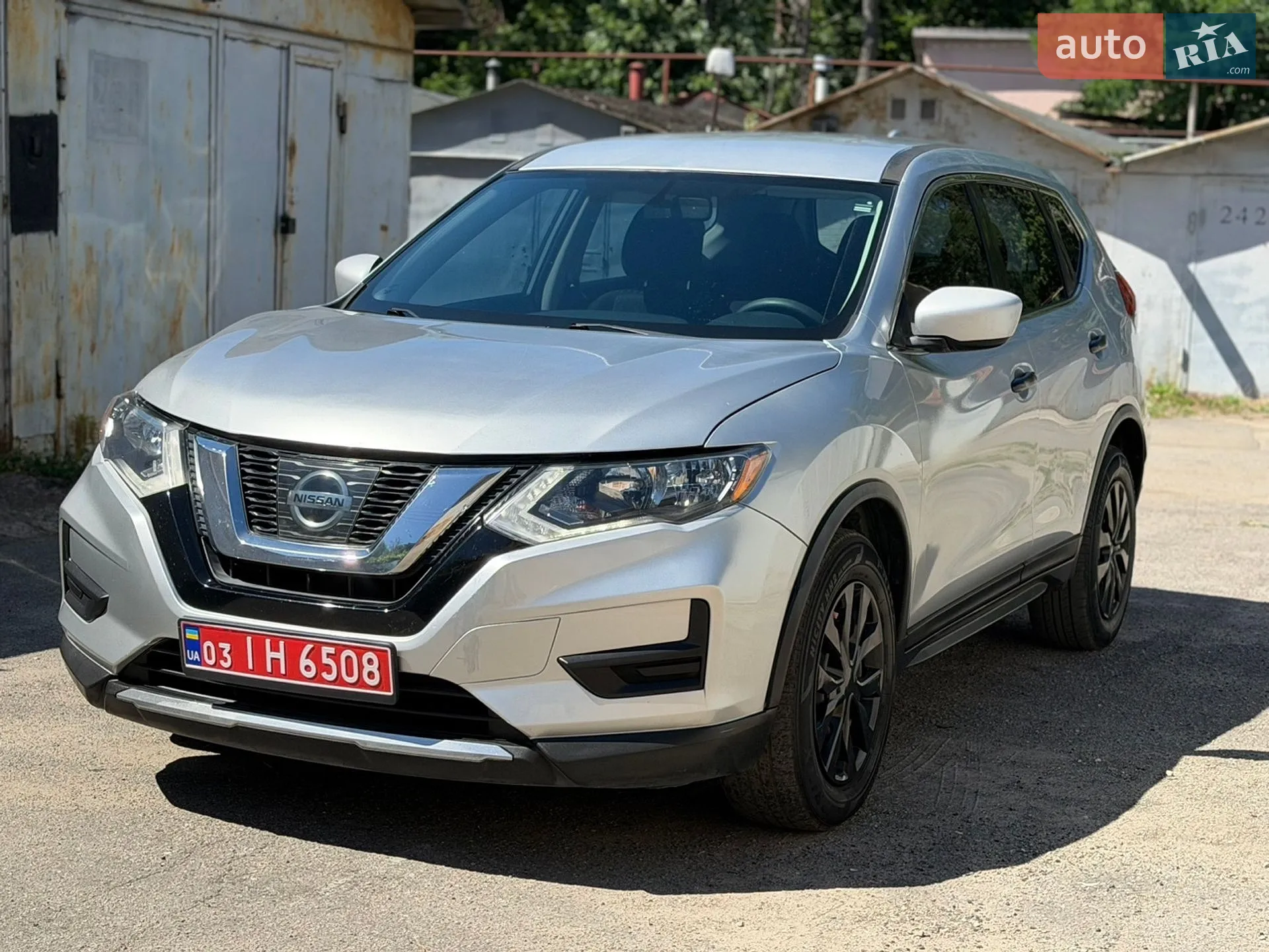 2017 Nissan Rogue - мініатюра 2