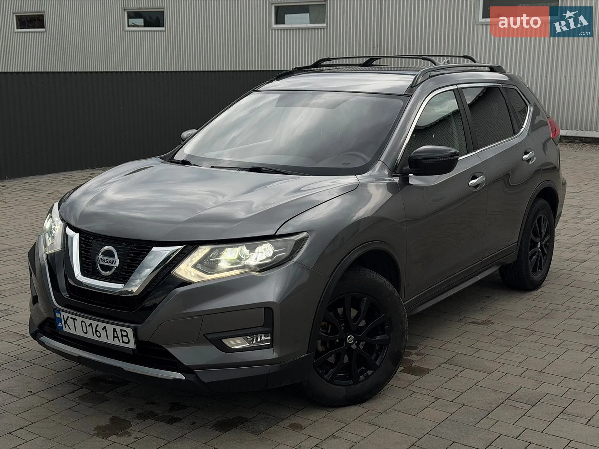 2017 Nissan Rogue - фото 1