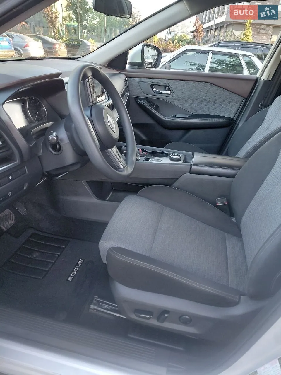 2022 Nissan Rogue - мініатюра 13