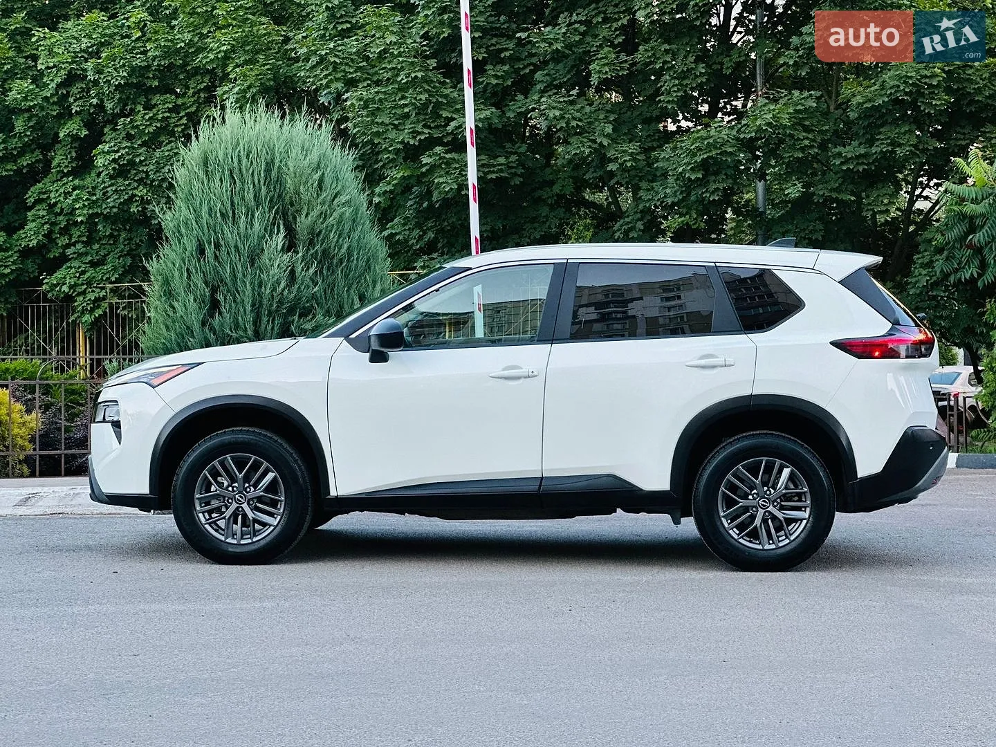 2023 Nissan Rogue - мініатюра 10