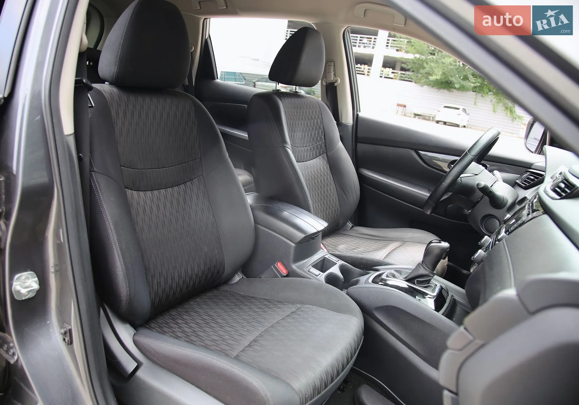 2018 Nissan Rogue - мініатюра 11